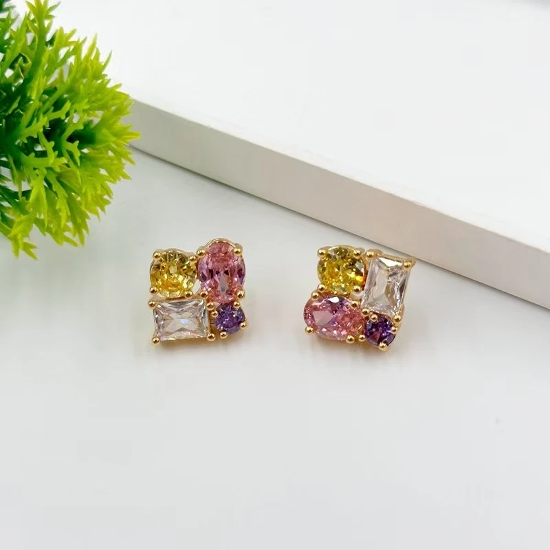 铜合金合成锆石耳饰 【维维】[粉戴佳人] 耳钉WW 9909