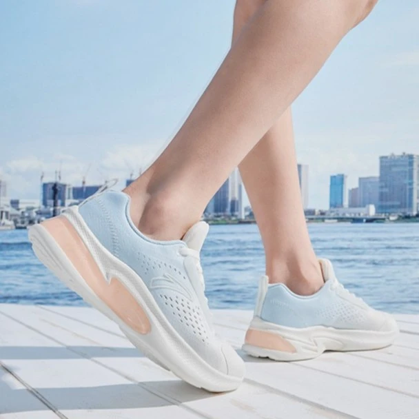 安踏弹力胶科技丨软底跑步鞋网面透气运动鞋轻便减震休闲鞋男舒适