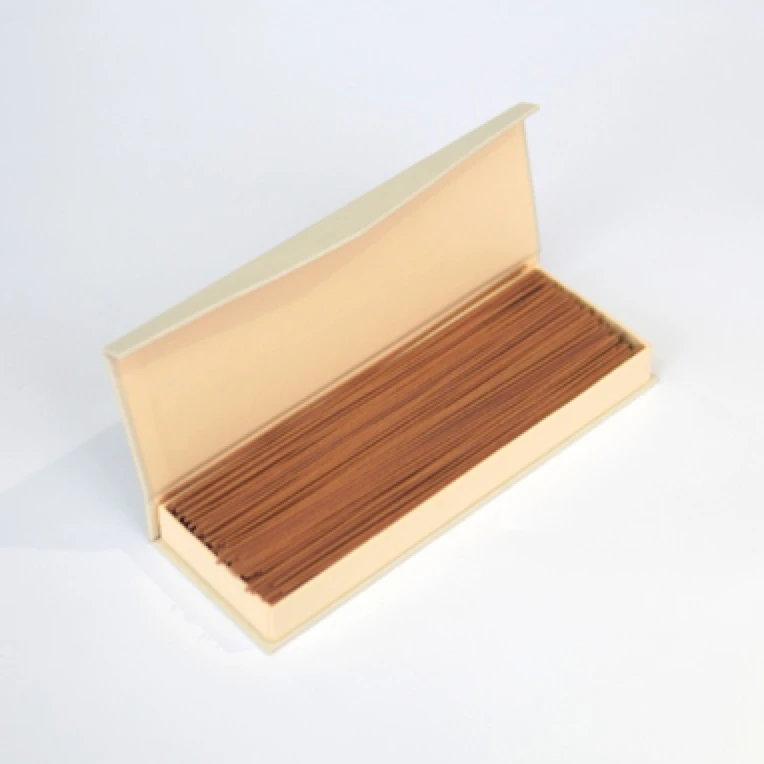 奇楠沉香虫漏线香100克装包装