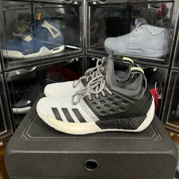 41码 adidas 哈登2 黑白 95新 无原盒 无瑕疵 侧面diy 篮球鞋