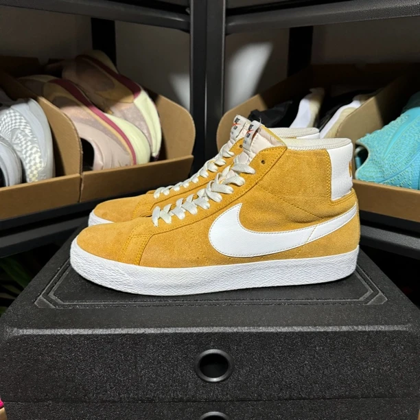 43码 Nike blazer mid 蛋黄 95新 无原盒 无瑕疵