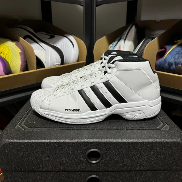 44码 Adidas pro model 2G 贝壳头 篮球鞋 95新 无原盒 无瑕疵