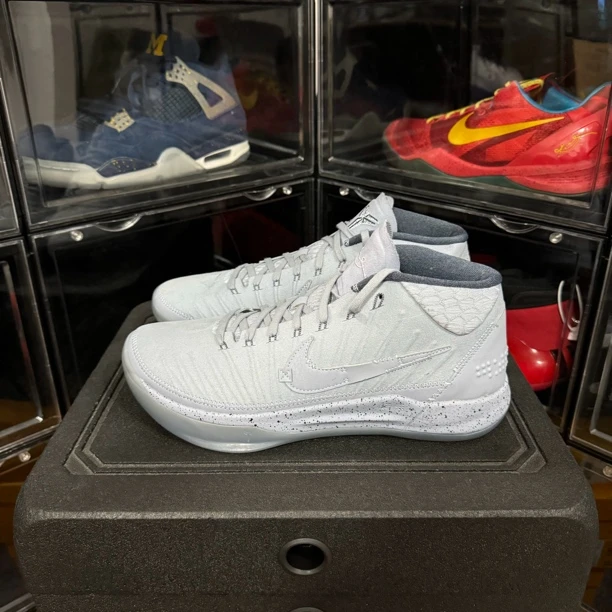 壹 42码 Nike kobe ad mid 超群 全新 无原盒 鞋底一处染色