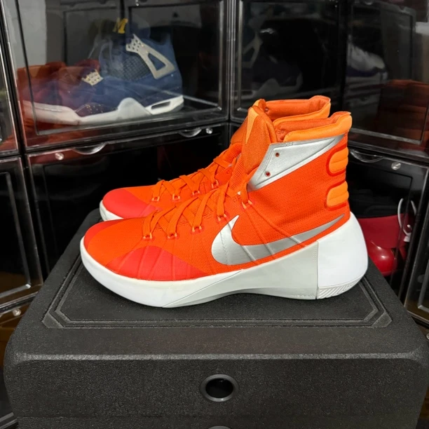 42码 nike hd2015 白橙tb 暴力橙 95新 无原盒 无瑕疵 磨损很小