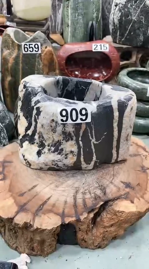 【闪购商品】花瓶1111