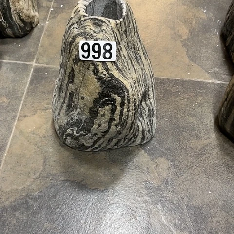 人*茶花瓶998.11111111111