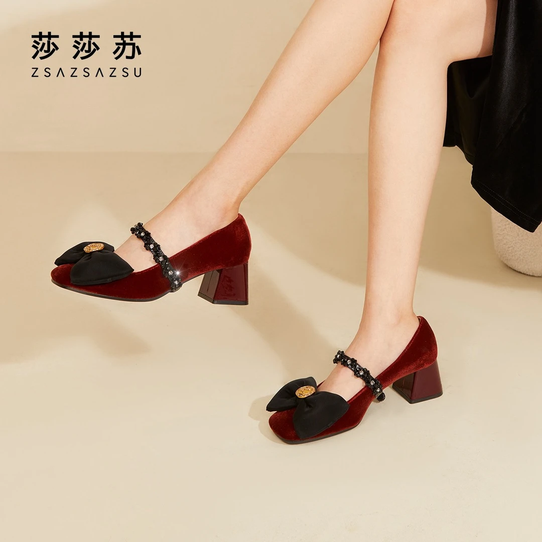 【在逃公主】莎莎苏春蝴蝶结可拆背带复古中跟玛丽珍鞋ZA32507-11