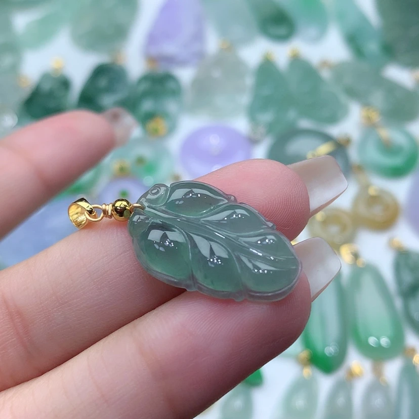 【闪购商品】翡翠颈饰未镶嵌