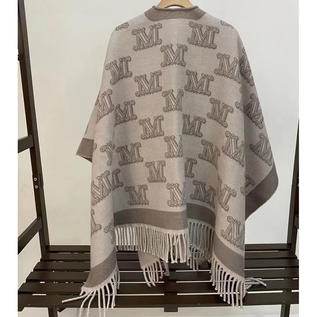 秋冬百搭M字母流苏斗篷式大披肩MA4WJDZ1186