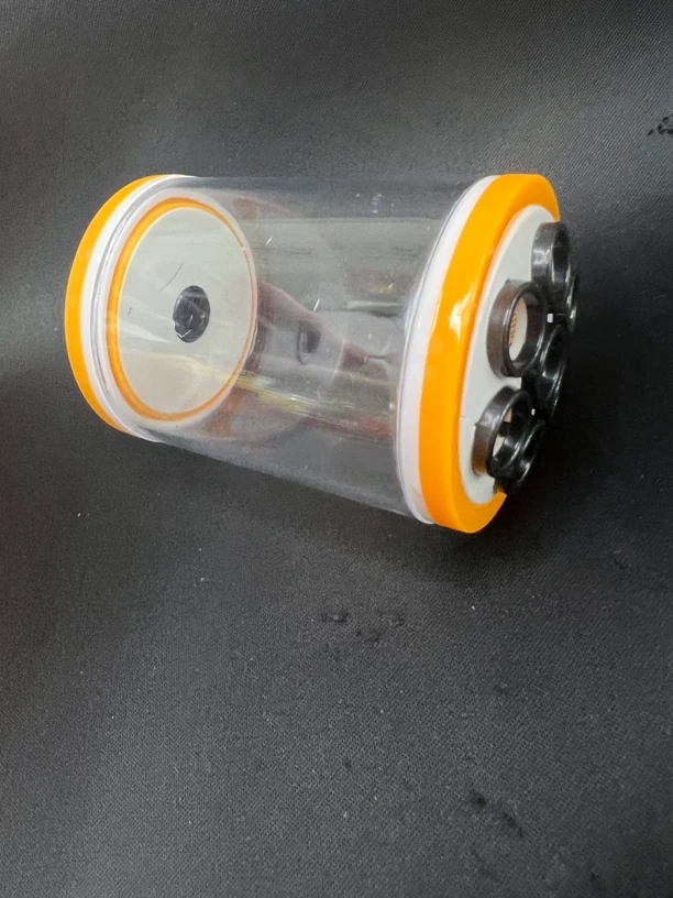 蝈蝈有机塑料罐子