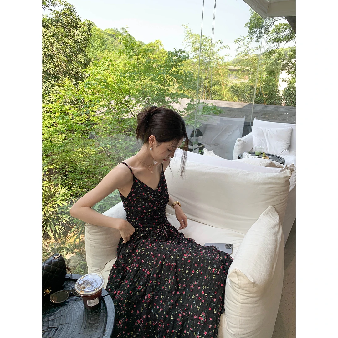 【2清仓/连衣裙】法式轻熟感 樱桃红V领吊带连衣裙森系方领小众