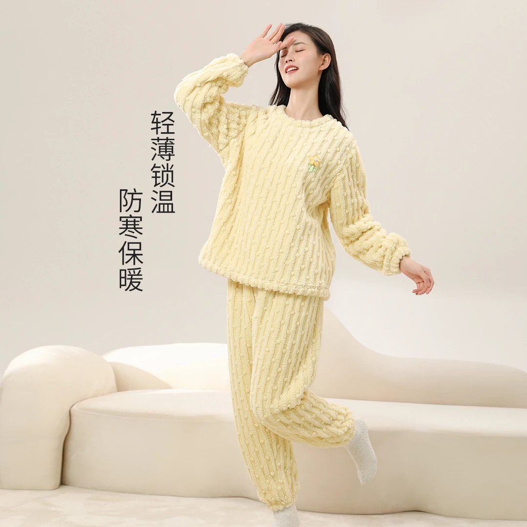 女士加绒加厚防寒套头家居服法兰绒可爱小花保暖套装S3DD1004
