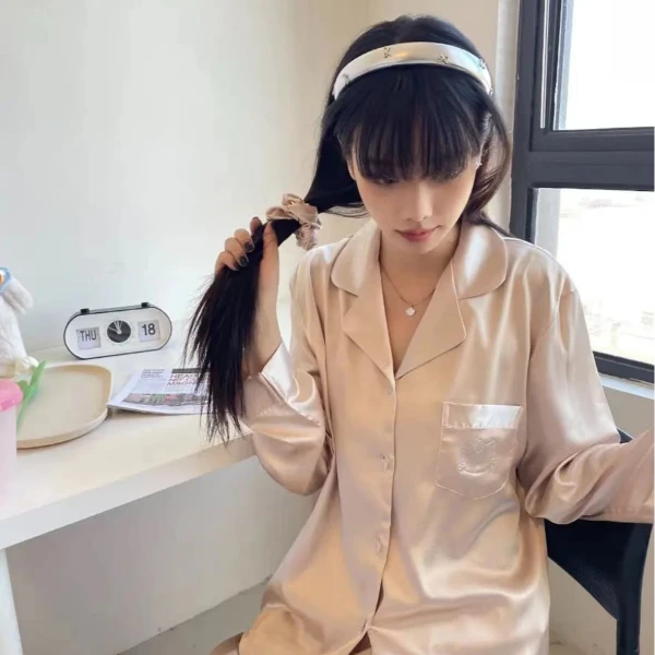 SIEOYJIEA/私迹【缤纷KT】长袖香槟色少女休闲甜美睡衣女套装