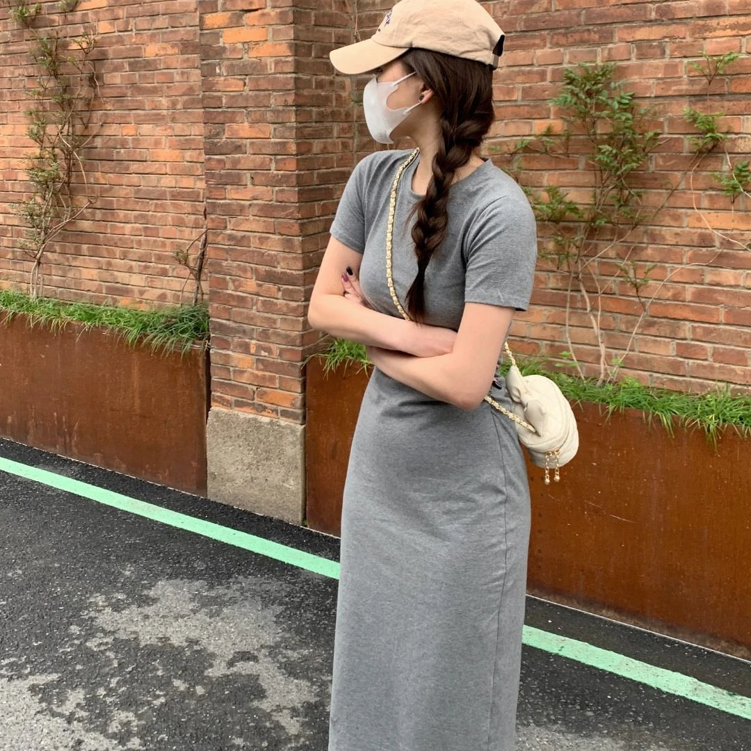 休闲短袖连衣裙夏季小众复古显瘦长裙子针织圆领纯色设计感气质夏