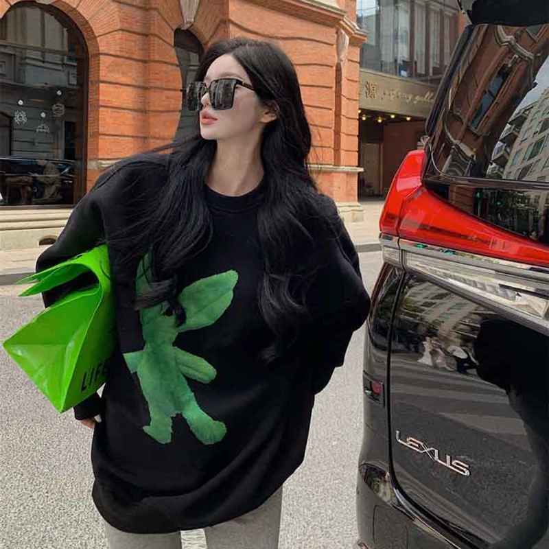 美式复古洋气爆款加绒圆领黑色卫衣女2025新款宽松中长款遮臀上衣