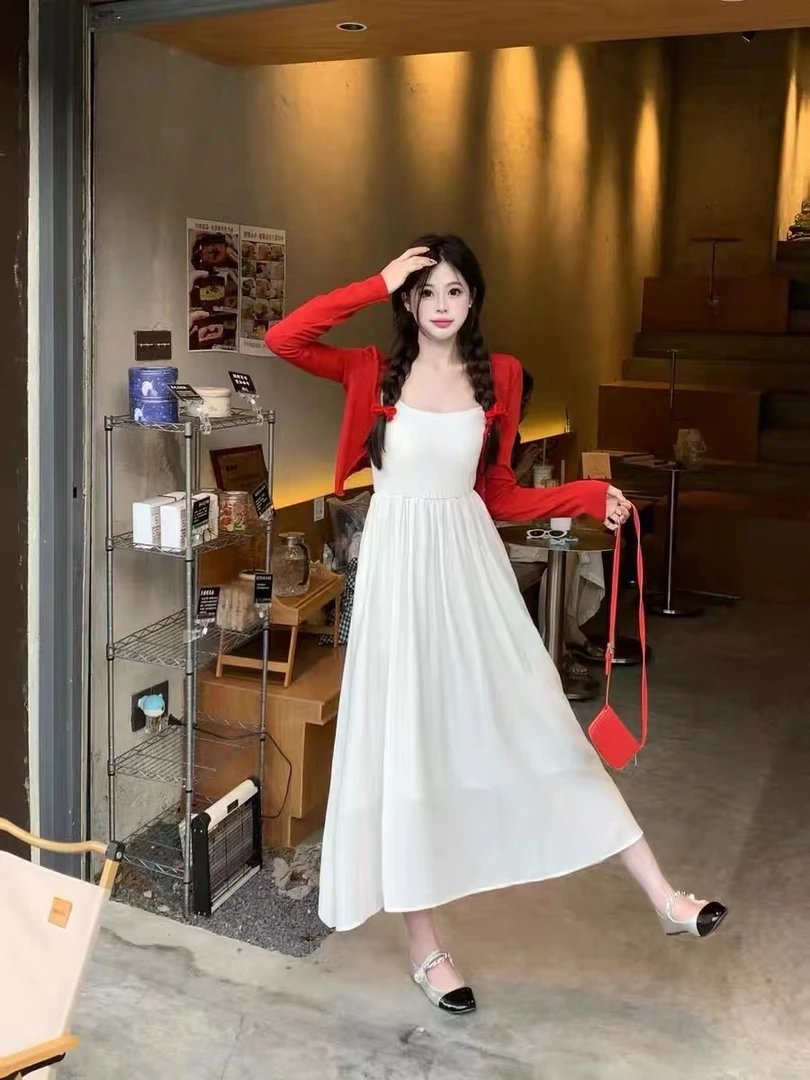 丹妮丝修身洋气减龄吊带裙两件套套裙