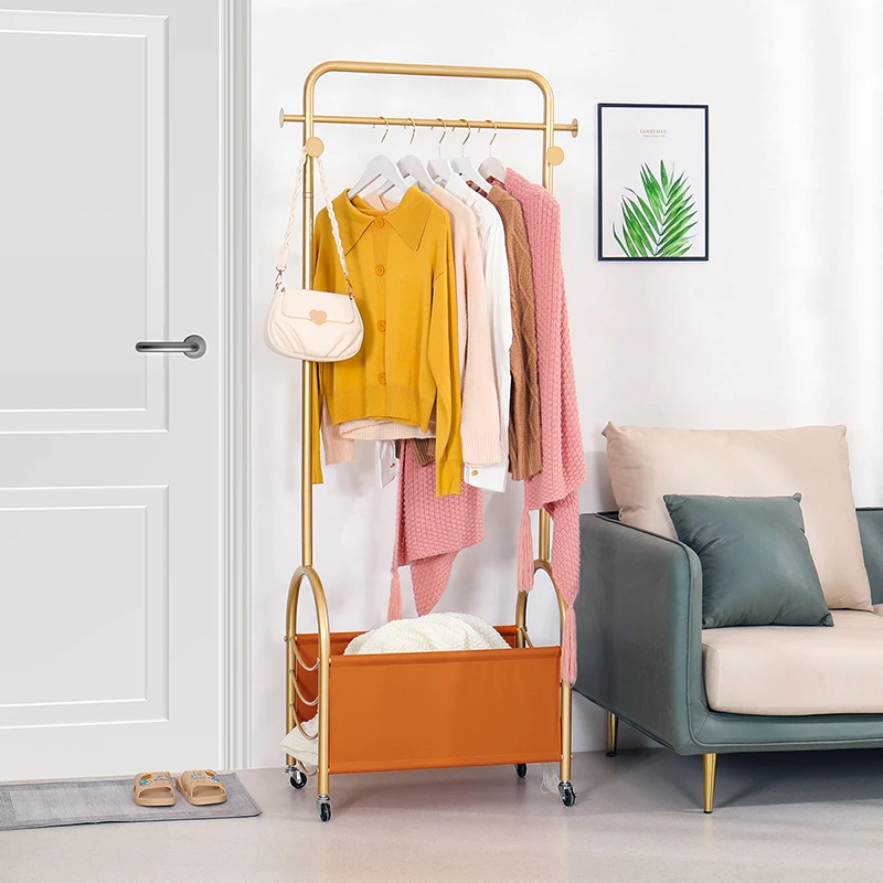 聚当当移动带轮衣帽架简易家用落地衣服架创意卧室皮革挂衣收纳架