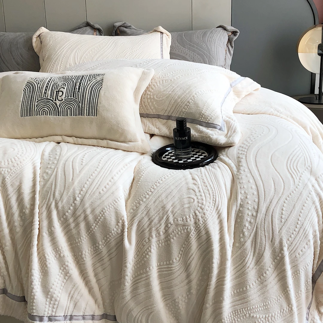 卡芙缇【流苏】轻奢雕花牛奶绒高克重绒床品四件套丝滑柔顺保暖套件