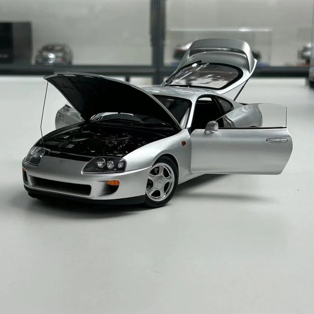 LCD 1:18 苏博拉 Supra A80 牛魔王 四色可选 合金四开车模