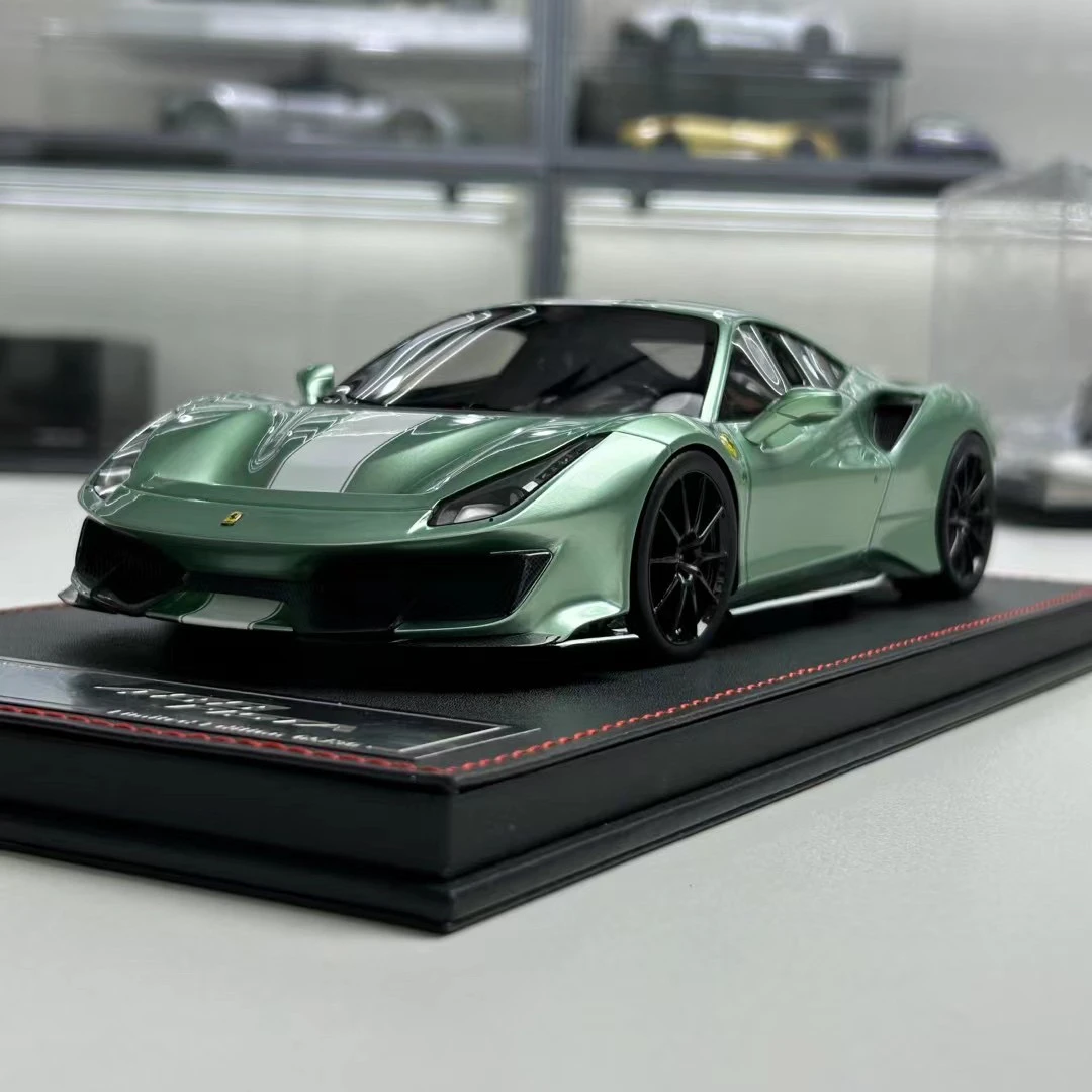 DM 法拉利488Pista Spider敞篷版超跑仿真树脂汽车模型1 18摆件