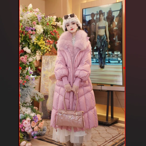 【木妍高定】冬季时尚优雅大毛领白鸭绒宽松女士长款羽绒服251P003