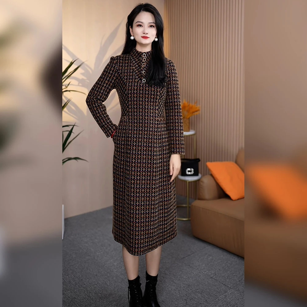 【雪尔绒】2024冬季新款千鸟格连衣裙保暖大码加厚显瘦时尚妈妈装女
