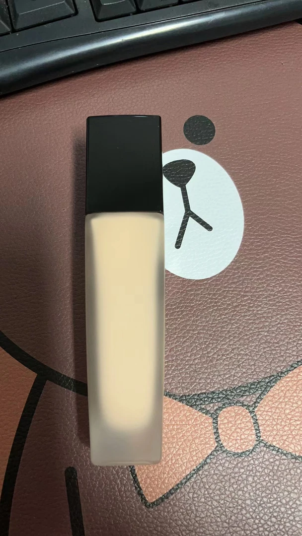 粉底液三号 D99 持妆