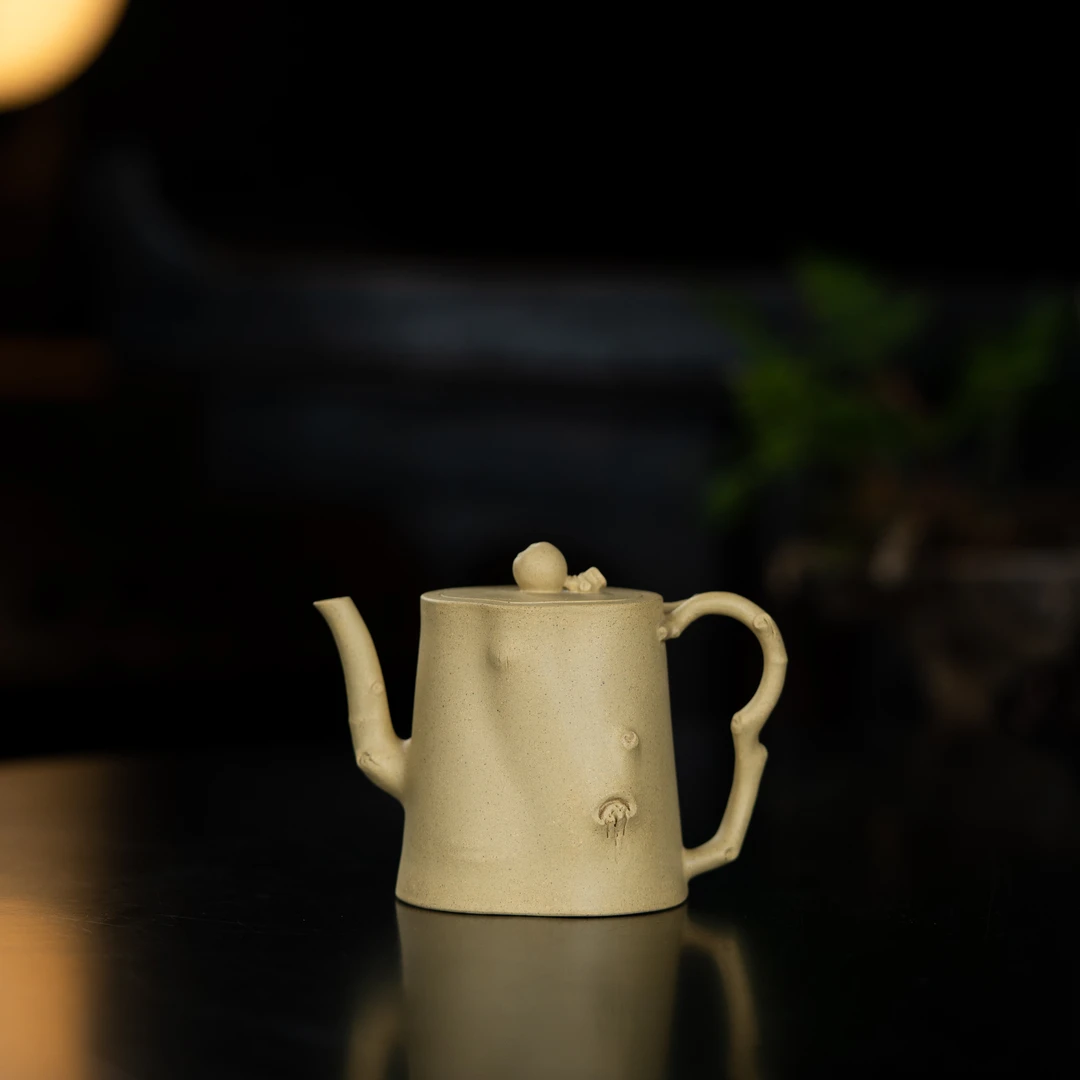 十八室 枇杷桩 孙丽 段泥 140cc 紫砂壶