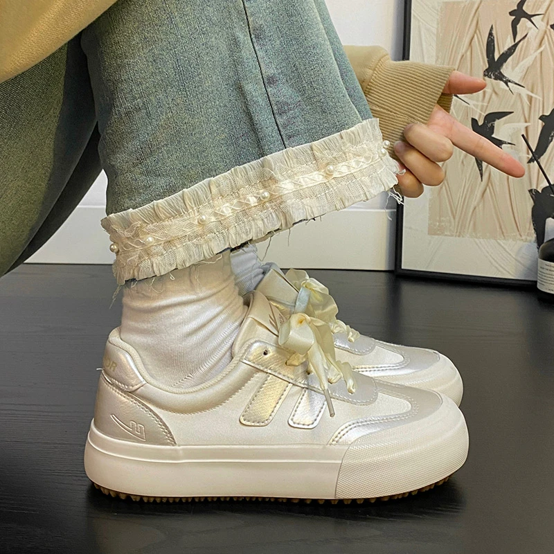 回力ins潮流厚底板鞋女学生秋季新款百搭休闲小白鞋时尚小众韩版