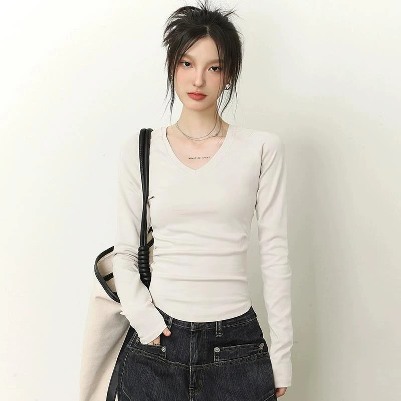 白色v领长袖恤女辣妹2023新款秋冬内搭打底衫百搭正肩修身上衣潮