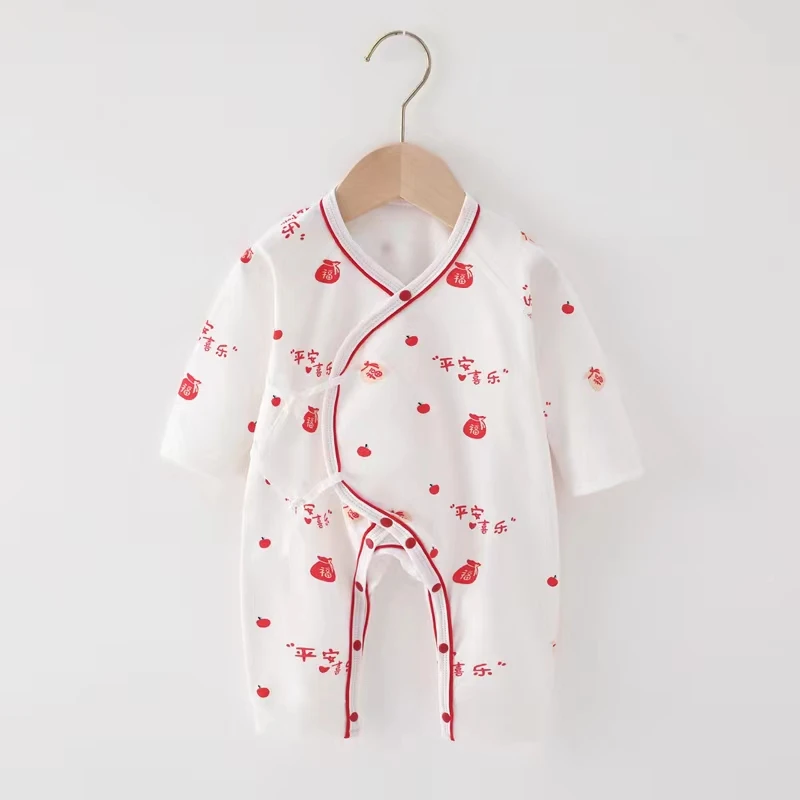 新生儿连体衣婴儿纯棉哈衣斜襟系带蝴蝶衣初生宝宝满月服