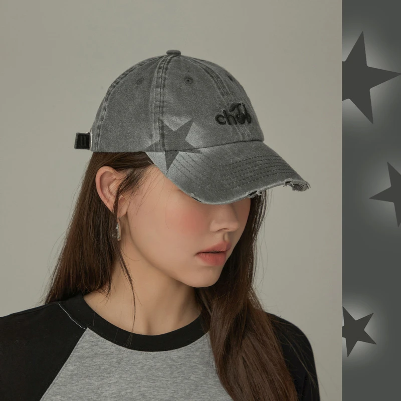 CHUU女装字母小樱桃刺绣鸭舌帽新品星星印花磨破棒球帽子