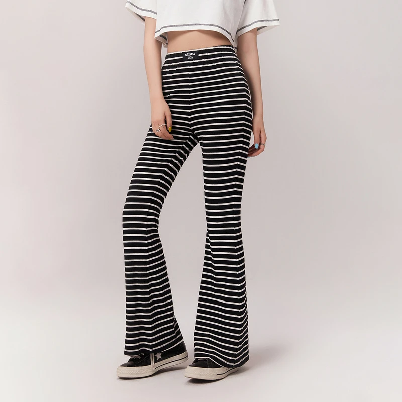 CHUU夏季女装黑白条纹微喇设计舒适包臀轻薄款显瘦弹力休闲裤