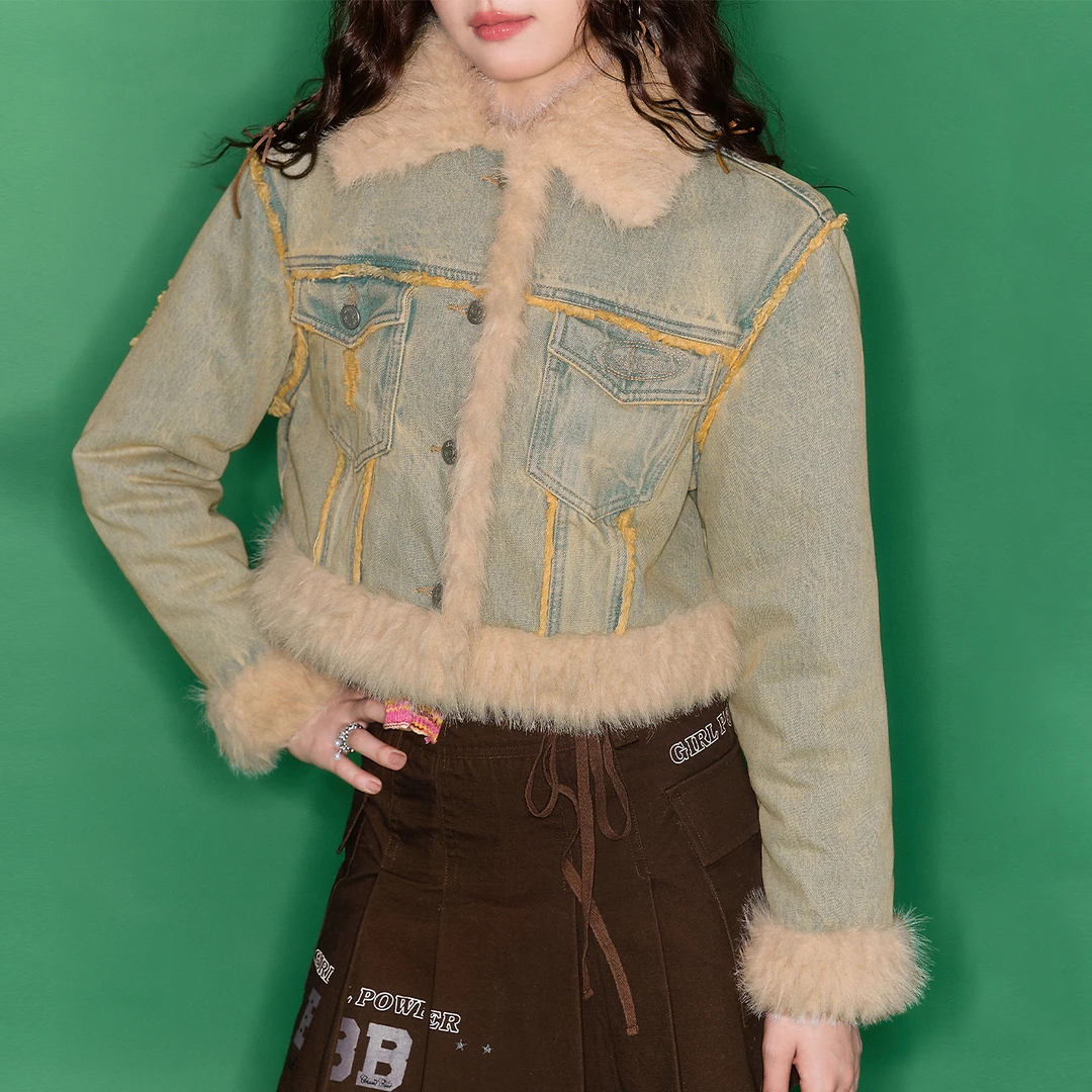 CHUU秋冬女装字母刺绣设计仿皮草一体辣妹穿搭牛仔加厚外套