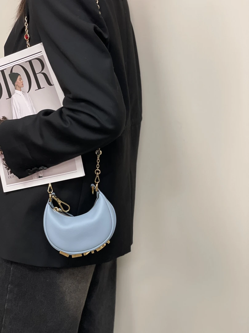 95新 FENDI/芬迪 阿白奢品｜芬迪蓝色豌豆包/大全套