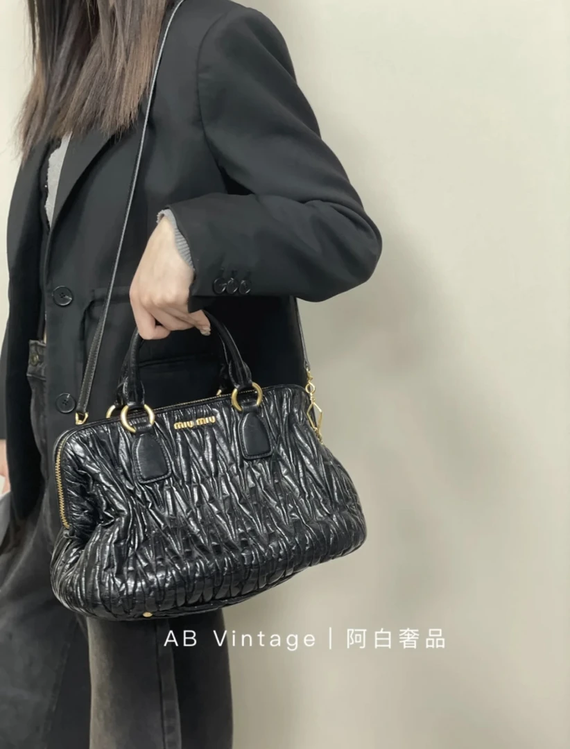 95新 MIU MIU/缪缪 阿白奢品/缪缪 油蜡皮托特包