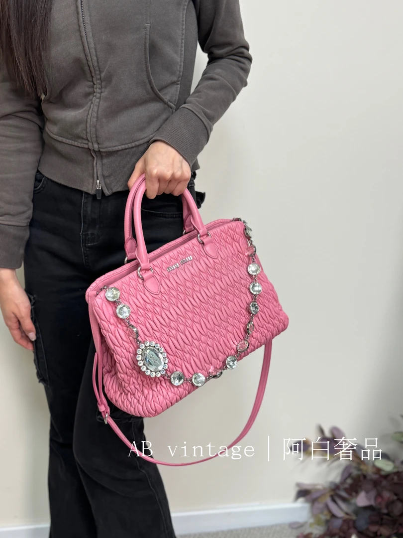 95新 MIU MIU/缪缪 阿白奢品/缪缪 粉色褶皱托特包