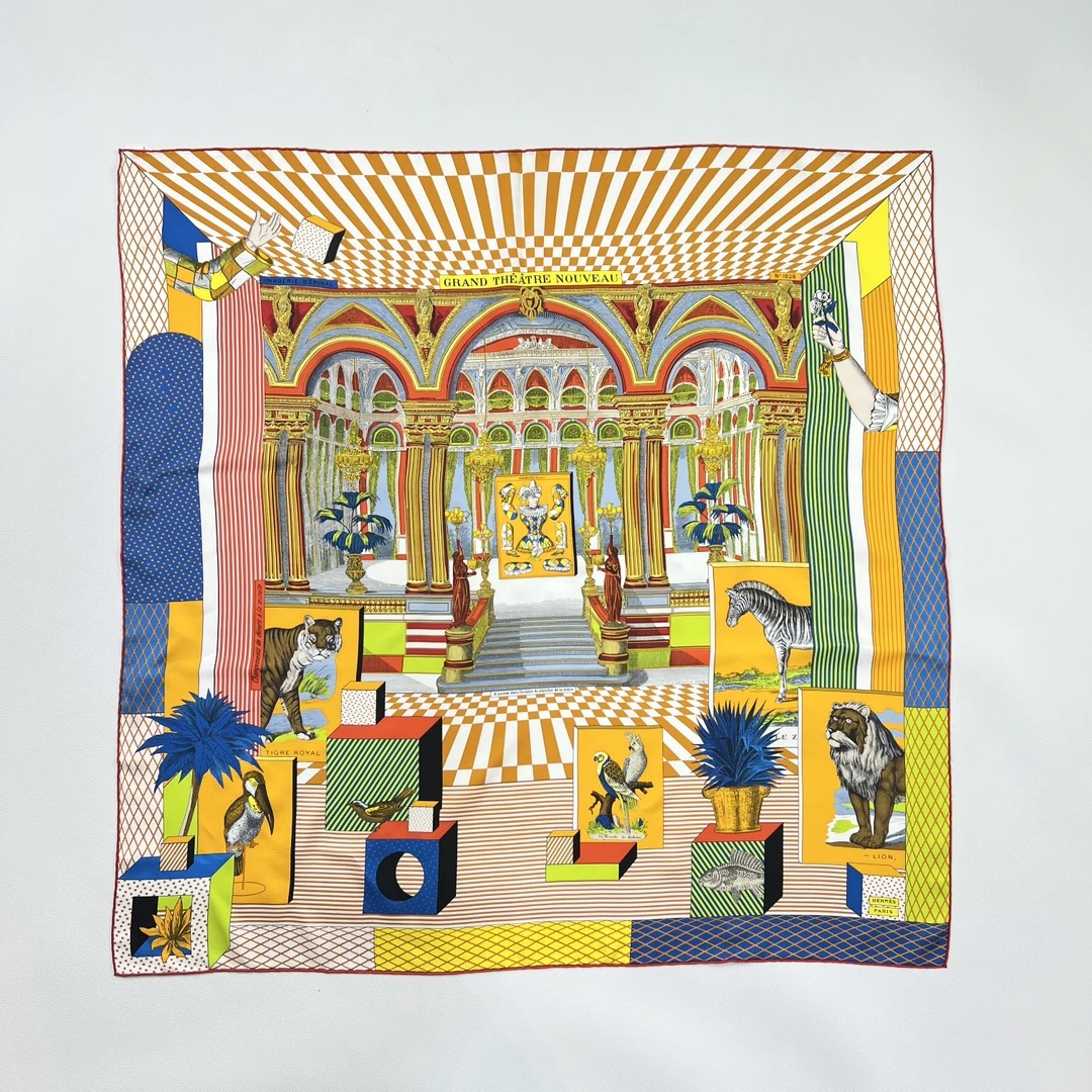 全新未使用 Hermes/爱马仕 爱马仕/Hermès新型大剧院丝巾101654