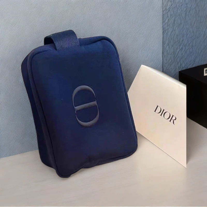 全新未使用 DIOR/迪奥 Dior全新旷野男士布鲁士蓝色化妆包洗漱袋