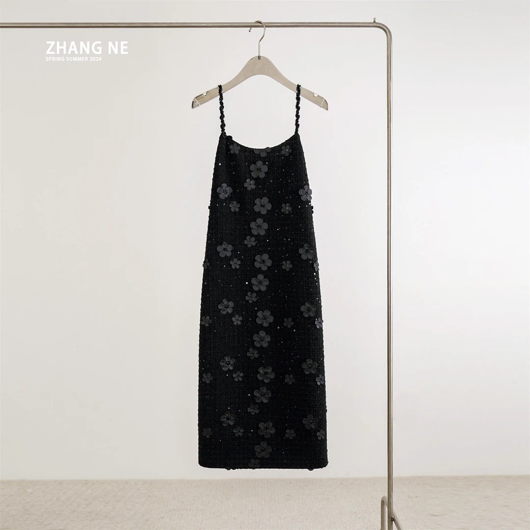 【ZHANG NE】新款设计师气质珠片绣花吊带连衣裙-24072012020