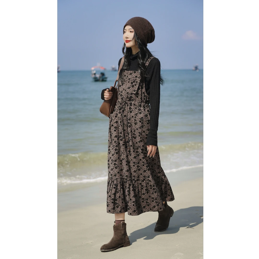 【原创】文艺复古减龄时尚立体植绒碎花背带裙960328