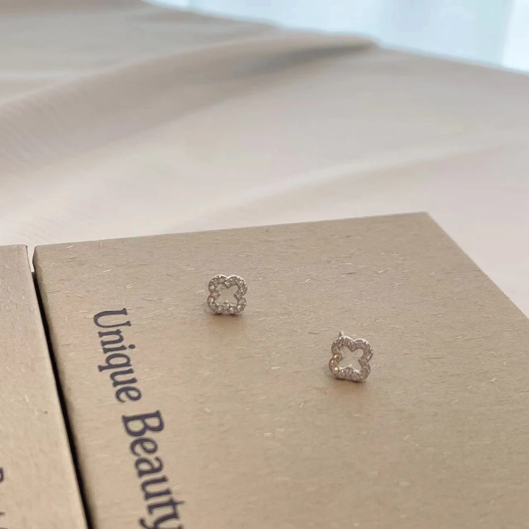 铜合金耳饰 H117 气质轻奢时尚百搭小众简约精致ins素款优雅 耳环