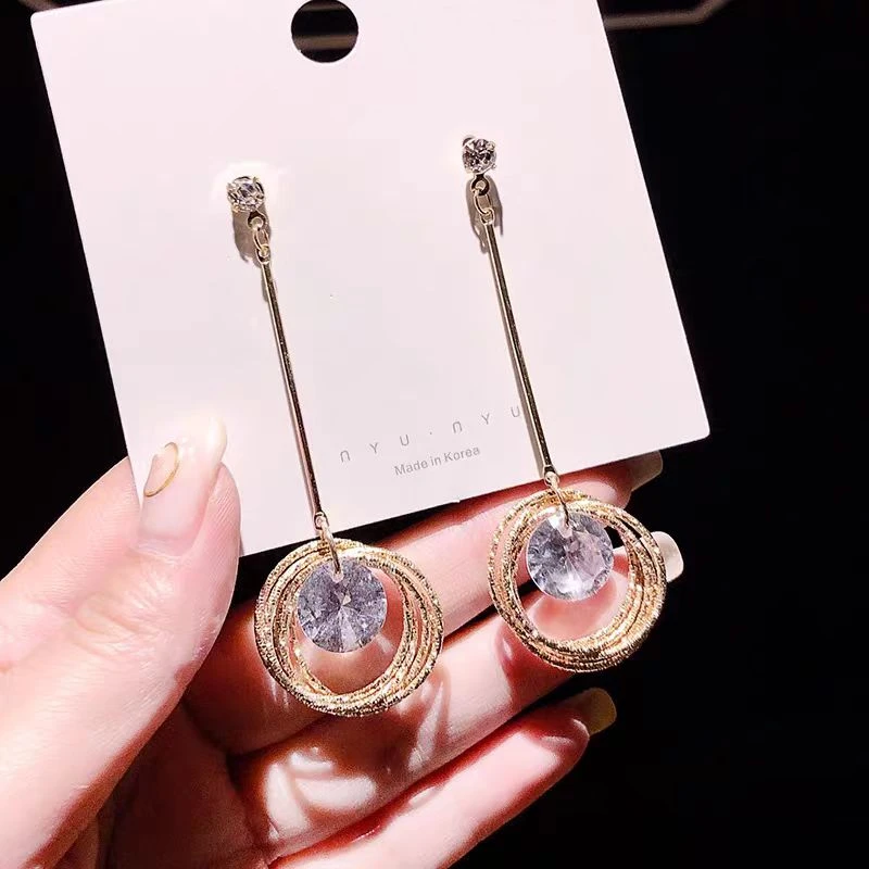 铜合金耳饰 A532 气质轻奢时尚百搭简约长款个性优雅耳环