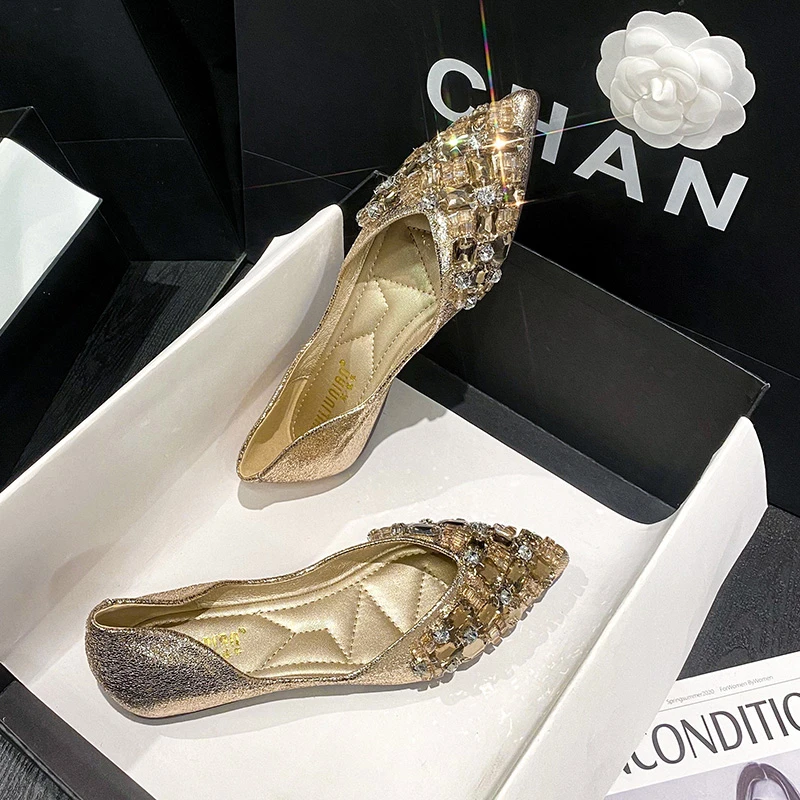 水钻尖头软底单鞋女2024春秋季新款时尚百搭内增高平底浅口晚晚鞋