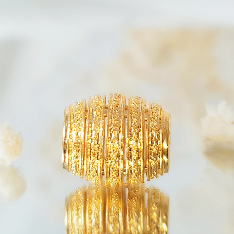 18K金镂空五条经转运珠 G5837