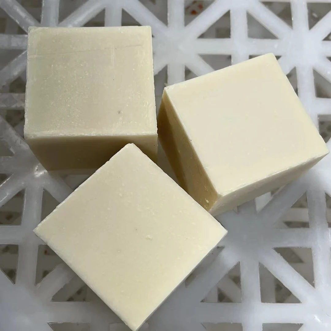 乳木果蜂蜜面脂冷制皂