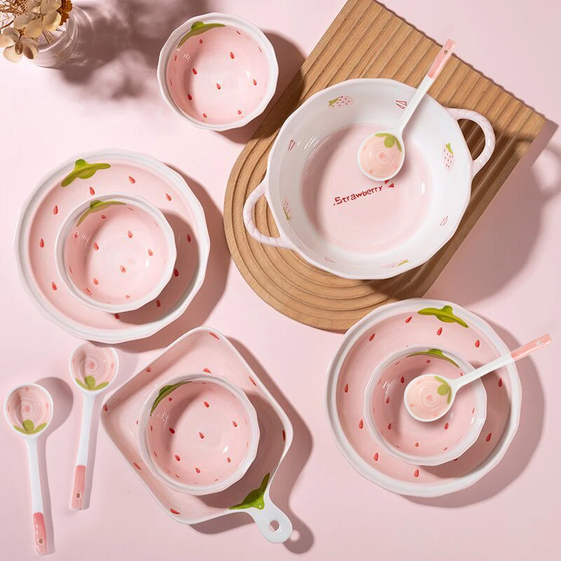 草莓12件网红款高颜值陶瓷碗盘碗勺四人食餐具套装家用汤碗吃饭碗