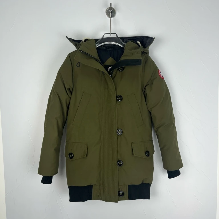 CANADA GOOSE羽绒服/毛领飞行员派克羽绒服/公价1W/XS码/1062