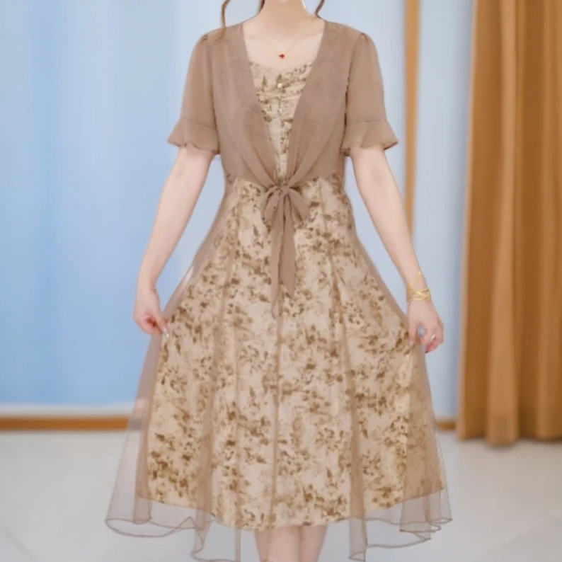 【两件套】夏季显瘦 优雅 修身 时尚套装连衣裙碎花气质收腰