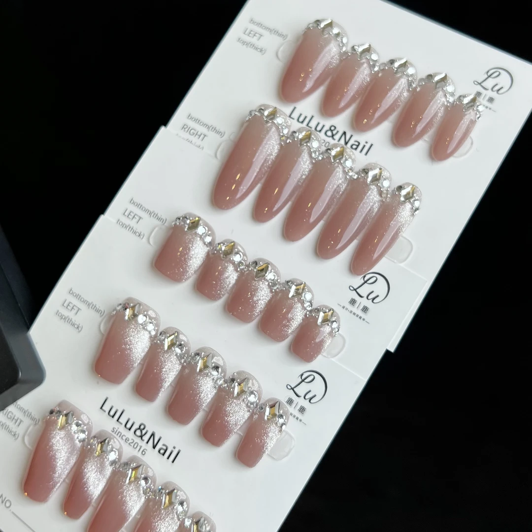 【初雪-孤品微瑕NO退换补】鹿鹿家-纯手工穿戴甲